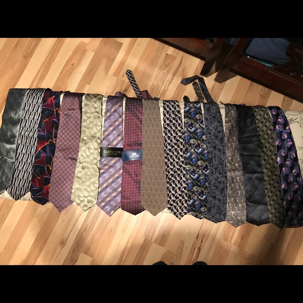 Bundle of 15 Ties